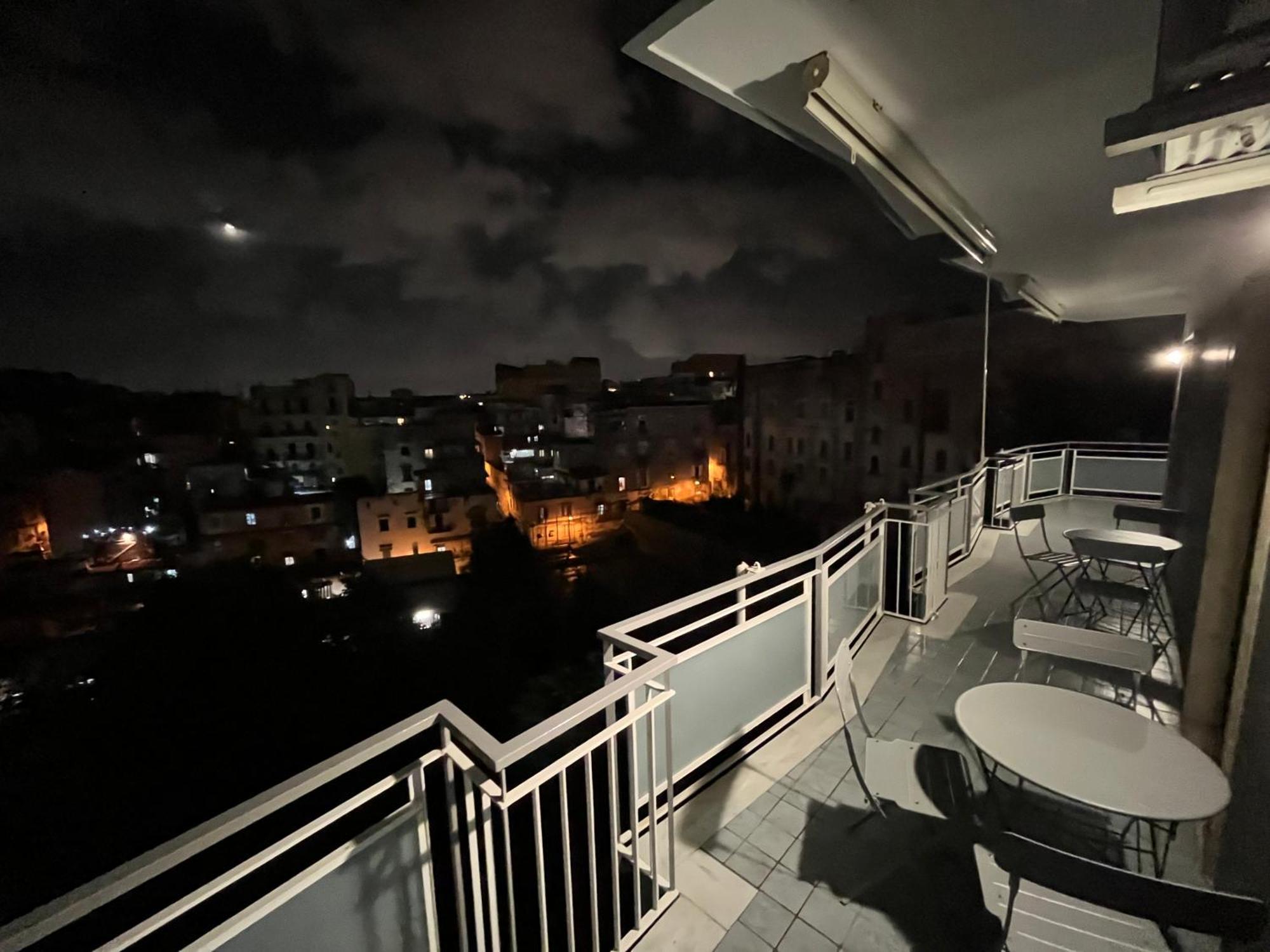 Ferienwohnung Balcony House Neapel Exterior foto